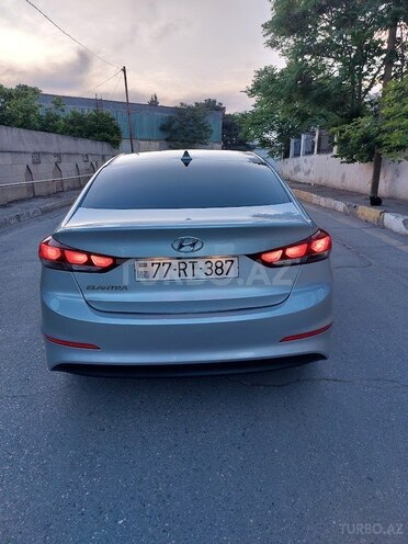 Hyundai Elantra 2017, 100,000 km - 2.0 l - Bakı