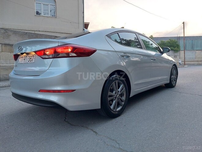 Hyundai Elantra 2017, 100,000 km - 2.0 l - Bakı