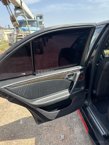 Mercedes  1997, 421,680 km - 2.9 l - Sumqayıt