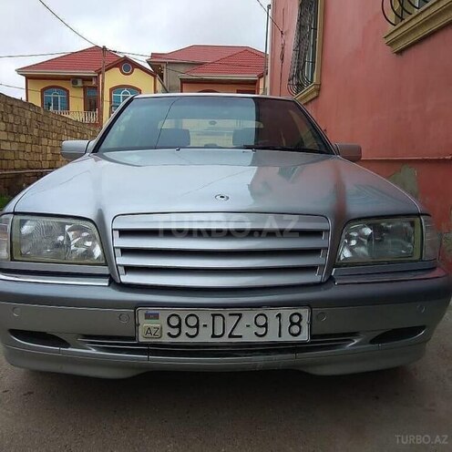 Mercedes C 180 2000, 398,741 km - 1.8 l - Ucar