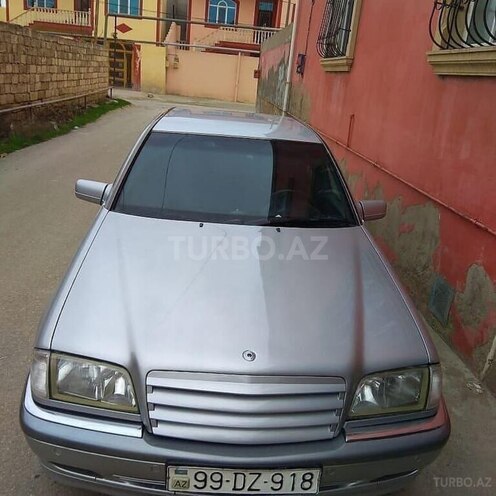 Mercedes C 180 2000, 398,741 km - 1.8 l - Ucar