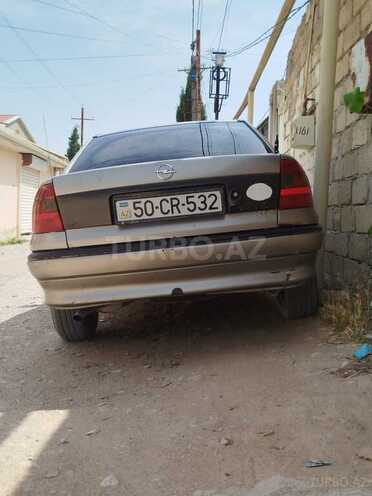 Opel Astra 1996, 299,000 km - 1.6 l - Bakı
