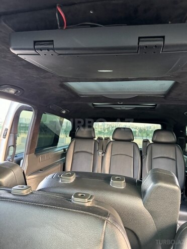 Mercedes V 220 2011, 244,000 km - 2.2 л - Bakı