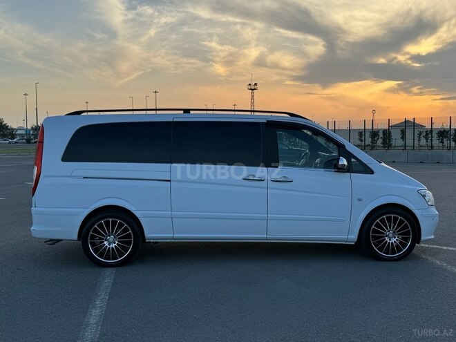 Mercedes V 220 2011, 244,000 km - 2.2 л - Bakı