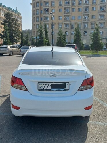 Hyundai Accent 2013, 188,000 km - 1.4 l - Sumqayıt