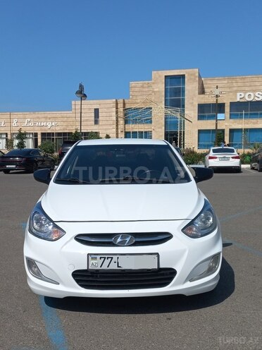 Hyundai Accent 2013, 188,000 km - 1.4 l - Sumqayıt