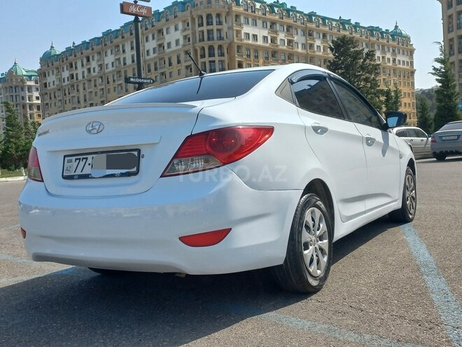 Hyundai Accent 2013, 188,000 km - 1.4 l - Sumqayıt