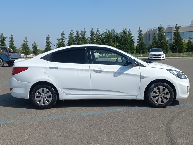 Hyundai Accent 2013, 188,000 km - 1.4 l - Sumqayıt