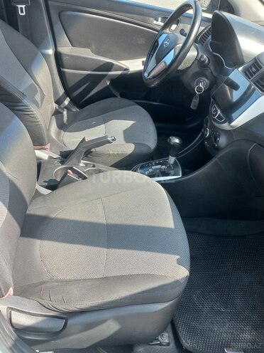Hyundai Accent 2013, 188,000 km - 1.4 l - Sumqayıt