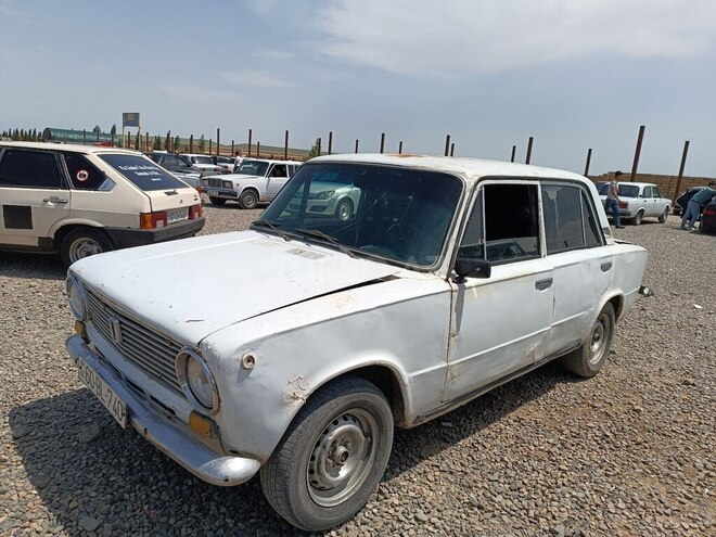 LADA (VAZ) 21011 1977, 99,000 km - 1.6 l - Gəncə