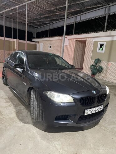 BMW 528 2014, 181,000 km - 2.0 л - Neftçala