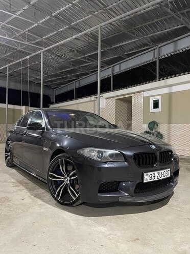BMW 528 2014, 181,000 km - 2.0 л - Neftçala