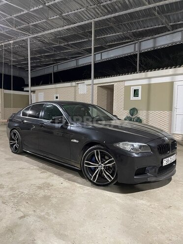 BMW 528 2014, 181,000 km - 2.0 л - Neftçala