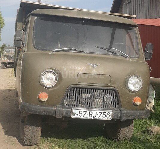 UAZ 3303