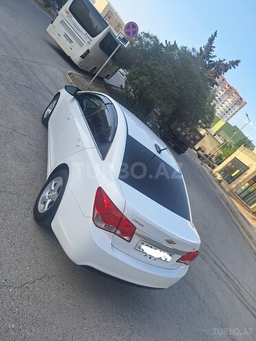 Chevrolet Cruze 2015, 180,678 km - 1.4 л - Sumqayıt