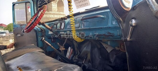 ZIL 130 1981, 757,885 km - 6.0 l - Şabran