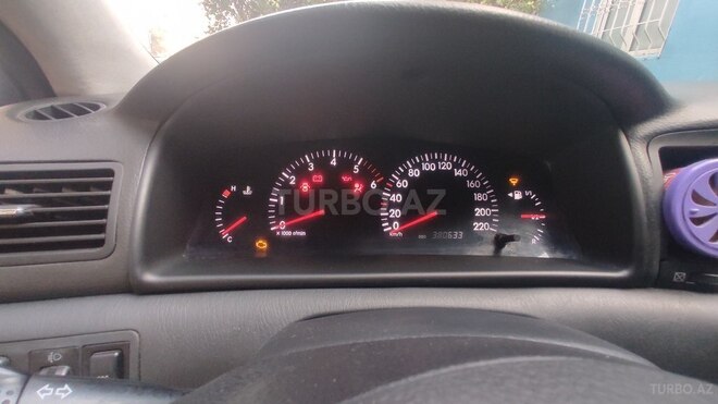 Toyota Corolla 2005, 380,000 km - 1.4 l - Bakı