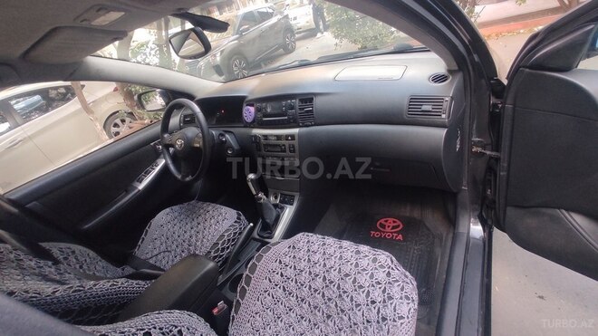 Toyota Corolla 2005, 380,000 km - 1.4 l - Bakı
