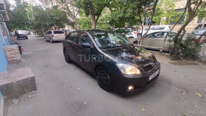 Toyota Corolla 2005, 380,000 km - 1.4 l - Bakı