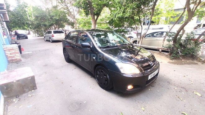 Toyota Corolla 2005, 380,000 km - 1.4 l - Bakı