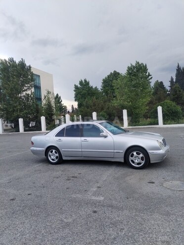 Mercedes E 320 2000, 350,000 km - 3.2 l - Bərdə