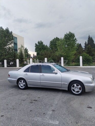 Mercedes E 320 2000, 350,000 km - 3.2 l - Bərdə