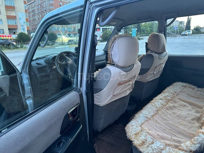 Mitsubishi Pajero io 2003, 461,467 km - 2.0 l - Bakı