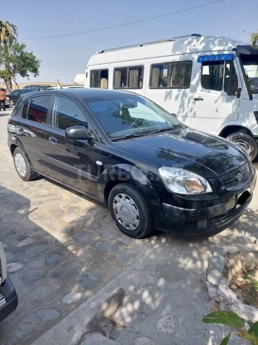Kia Rio 2007, 289,400 km - 1.5 л - Ucar