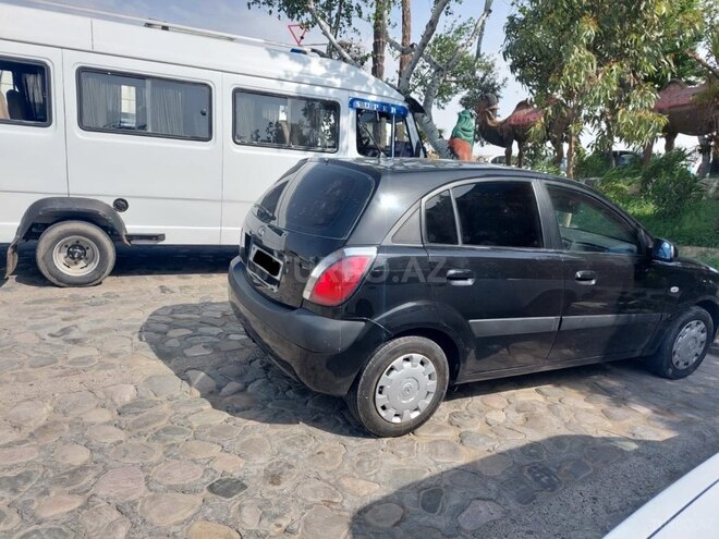 Kia Rio 2007, 289,400 km - 1.5 л - Ucar