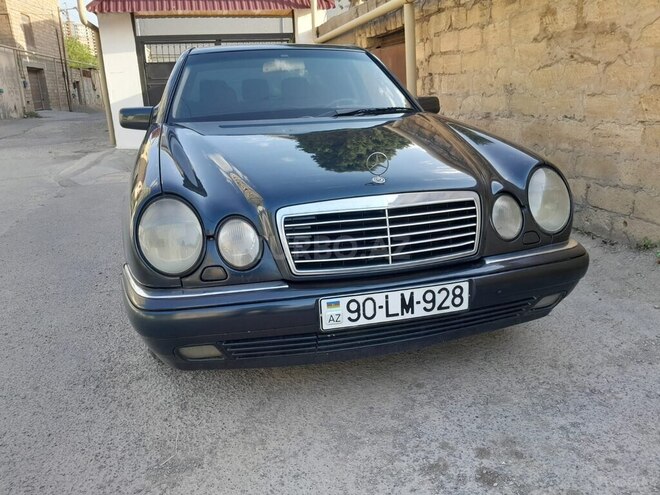 Mercedes E 220 d 1999, 465,140 km - 2.2 л - Bakı