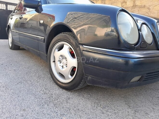 Mercedes E 220 d 1999, 465,140 km - 2.2 л - Bakı