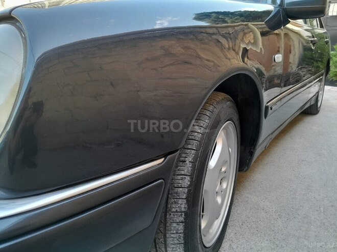 Mercedes E 220 d 1999, 465,140 km - 2.2 л - Bakı