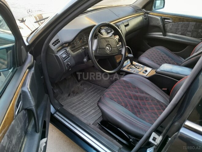 Mercedes E 220 d 1999, 465,140 km - 2.2 л - Bakı