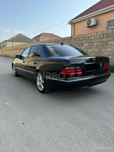 Mercedes E 240 1999, 235,437 km - 2.4 l - Bakı