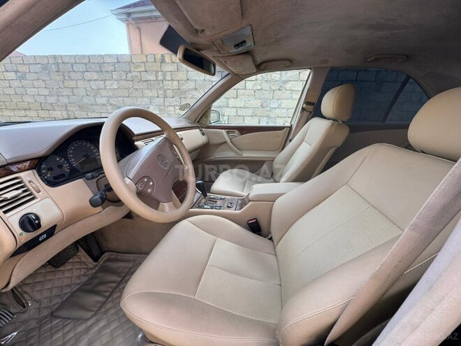 Mercedes E 240 1999, 235,437 km - 2.4 l - Bakı