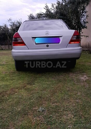 Mercedes C 180 1994, 260,000 km - 1.8 л - Astara