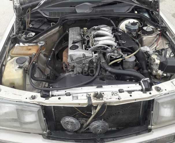 Mercedes 190 1990, 324,563 km - 2.0 l - Bakı