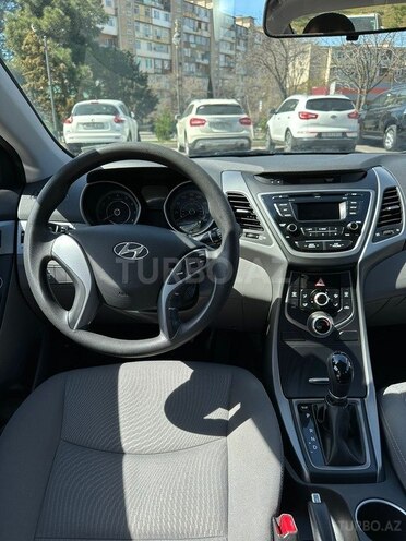 Hyundai Elantra 2015, 101,000 km - 1.8 л - Bakı