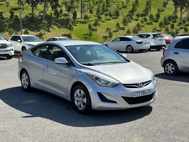 Hyundai Elantra 2015, 101,000 km - 1.8 л - Bakı