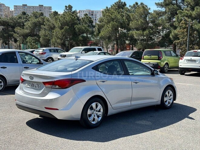 Hyundai Elantra 2015, 101,000 km - 1.8 л - Bakı