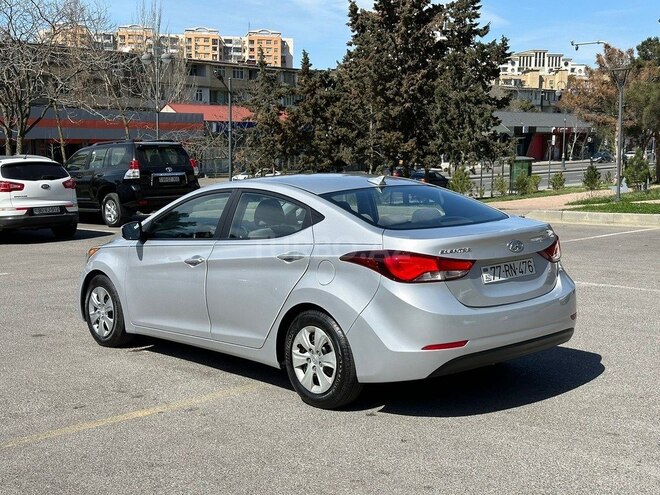 Hyundai Elantra 2015, 101,000 km - 1.8 л - Bakı
