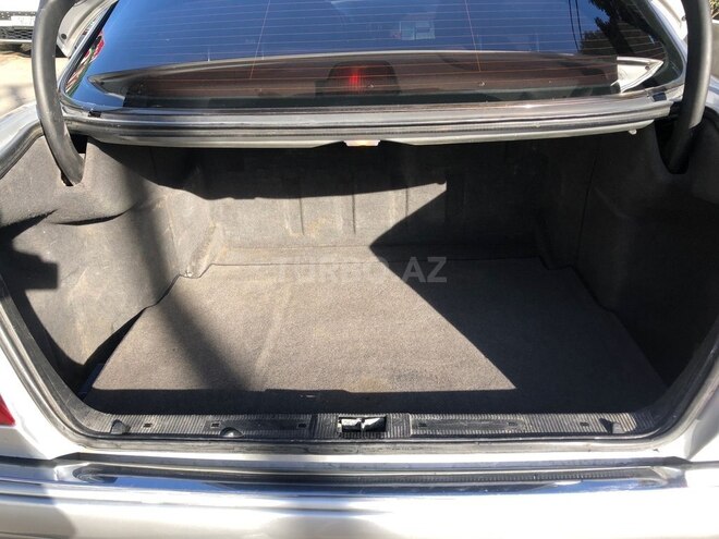 Mercedes E 230 1996, 415,000 km - 2.3 l - Bakı