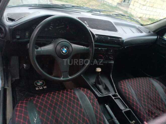 BMW 520 1989, 199,999 km - 2.0 l - Quba