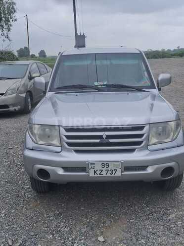 Mitsubishi Pajero io 2003, 180,000 km - 2.0 л - Ağcabədi