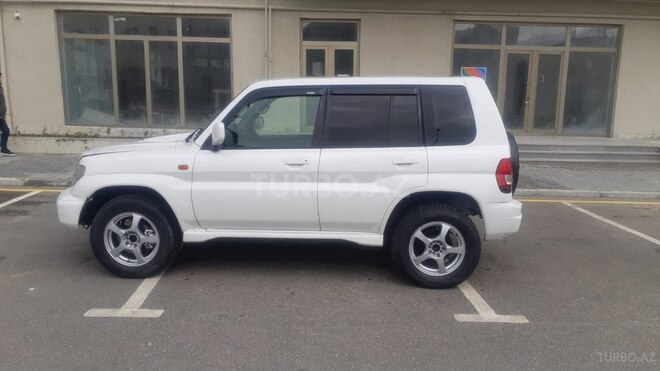 Mitsubishi Pajero io 1999, 33,000 km - 1.8 л - Bakı
