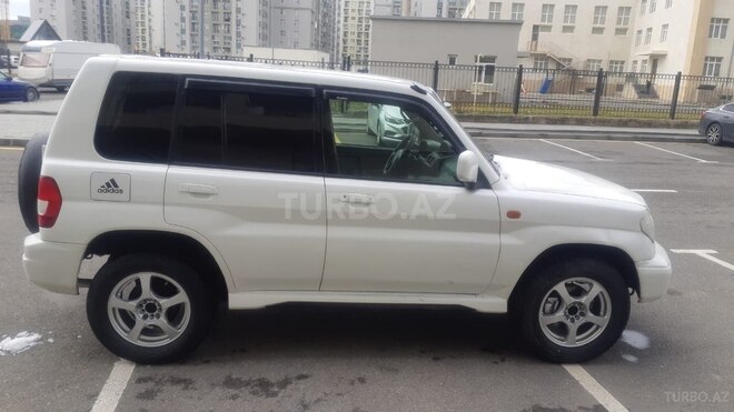 Mitsubishi Pajero io 1999, 33,000 km - 1.8 л - Bakı