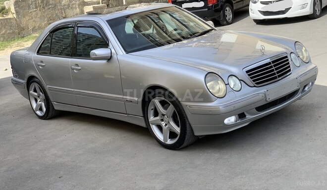 Mercedes E 320 2001, 360,015 km - 3.2 l - Bakı