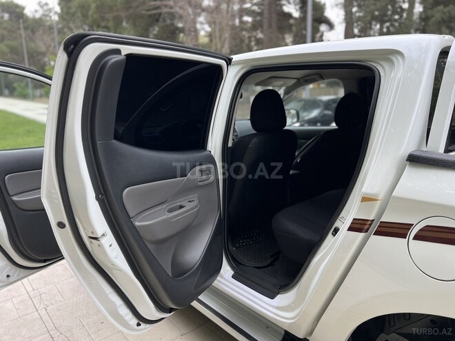 Mitsubishi L200 2016, 130,000 km - 2.5 l - Bakı