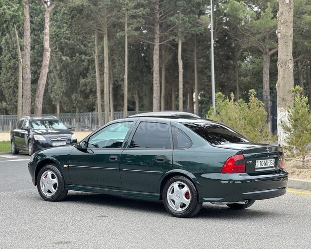 Opel Vectra 2000, 350,000 km - 1.6 l - Sumqayıt