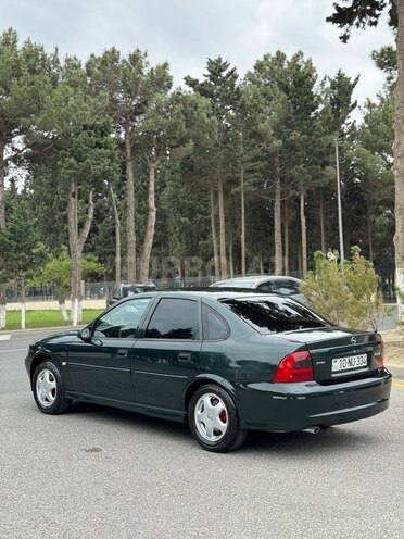 Opel Vectra 2000, 350,000 km - 1.6 l - Sumqayıt